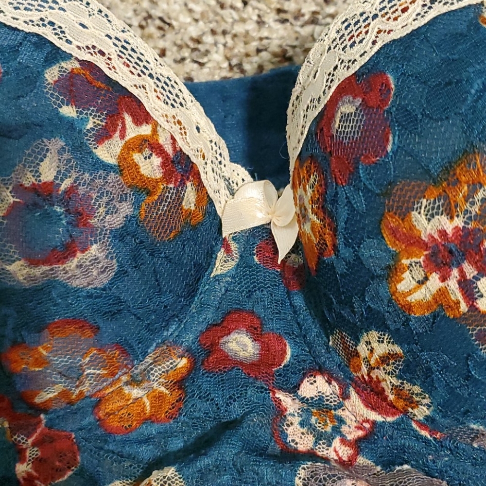 Bra - Picture 2 of 3